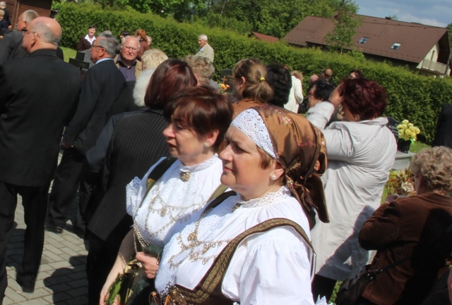 Ostatnie pożegnanie śp. ks. kan. Karola Tomali