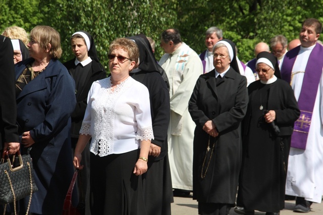 Ostatnie pożegnanie śp. ks. kan. Karola Tomali