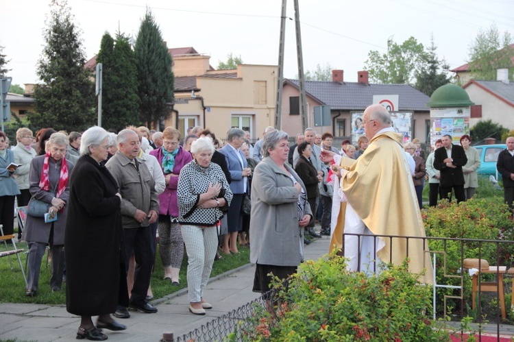 Msza św. przy kapliczce na Korabce