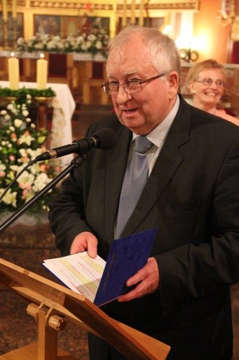 Statuetka "Człowiek Człowiekowi" 2014