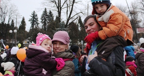 Cieszyniacy chcą zaświadczyć, że dla nich rodzina, to związek, który tworzą mama - kobieta, tata - mężczyzna i dzieci