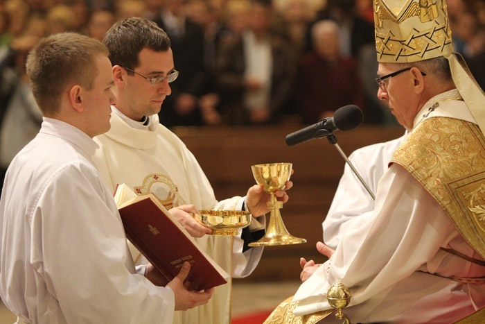 Święcenia kapłańskie w Katowicach