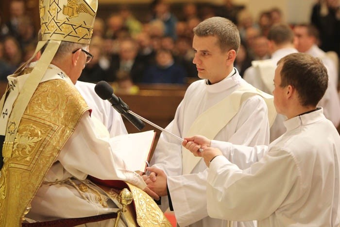 Święcenia kapłańskie w Katowicach