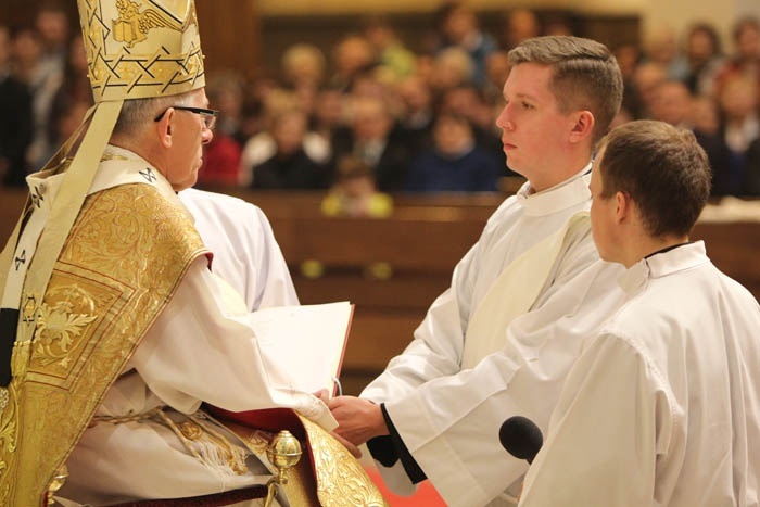 Święcenia kapłańskie w Katowicach