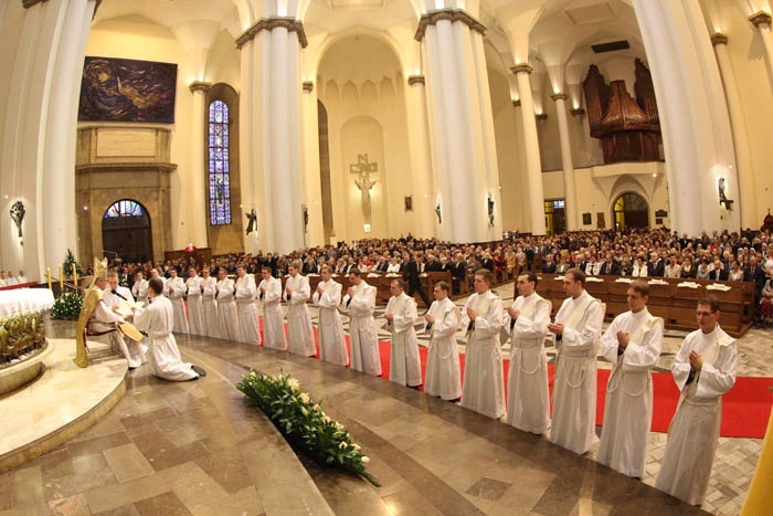 Święcenia kapłańskie w Katowicach