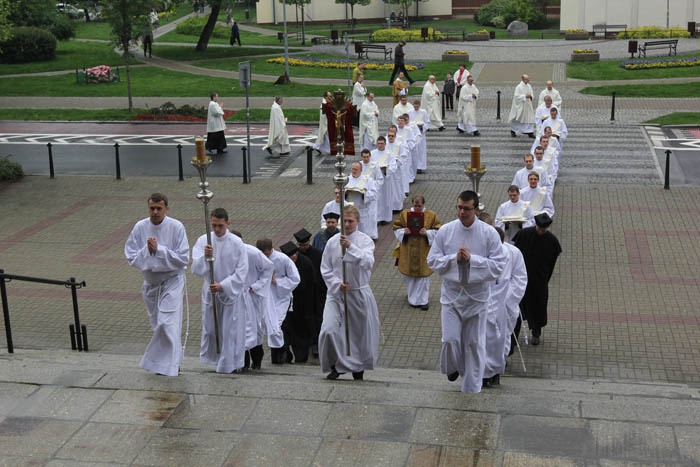 Święcenia kapłańskie w Katowicach