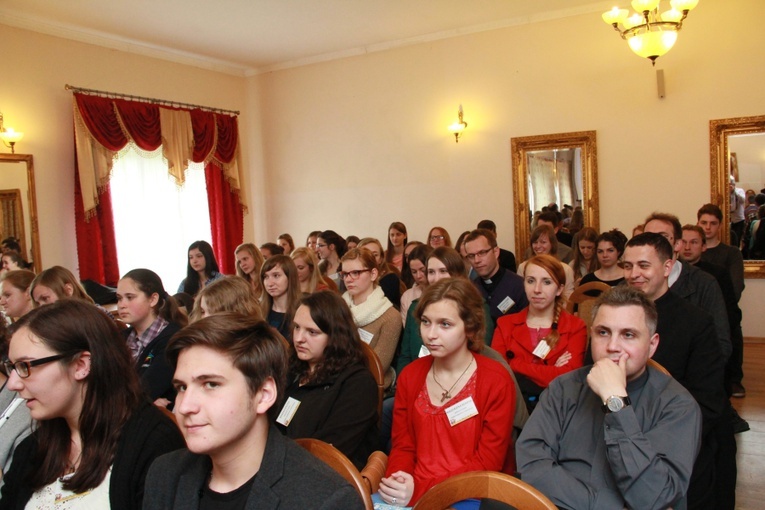 Forum Młodzieży w Zabawie