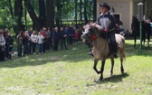 Jeźdźcy i zaprzęgi konne na pielgrzymce