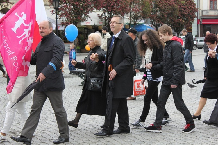 Cieszyn - Rodzinny Polonez przed Marszem dla Życia i Rodziny