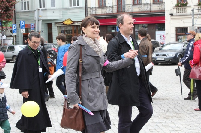 Cieszyn - Rodzinny Polonez przed Marszem dla Życia i Rodziny