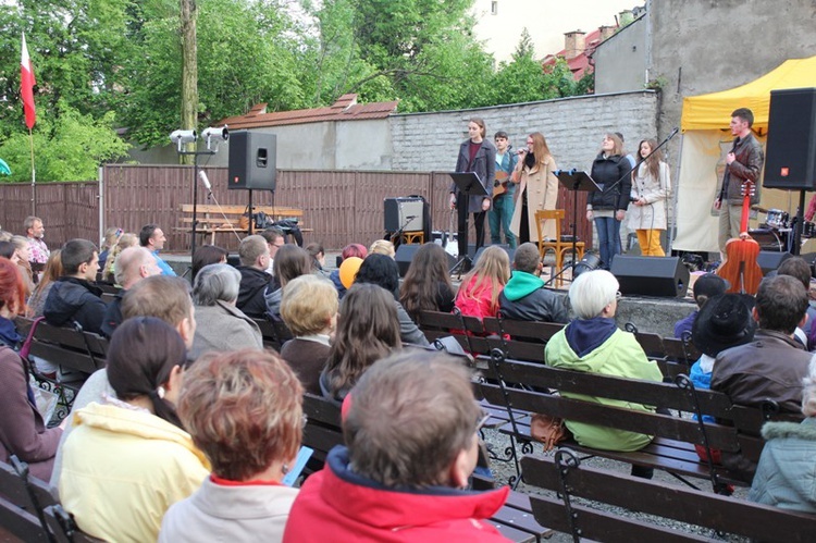 Familijny Piknik u sióstr boromeuszek