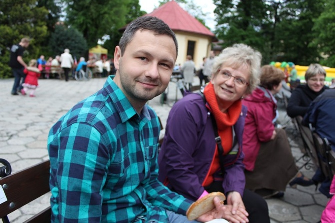 Familijny Piknik u sióstr boromeuszek