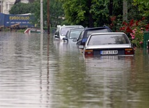 44 ofiary powodzi na Bałkanach