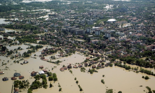 Serbia i Bośnia: katastrofalna powódź 
