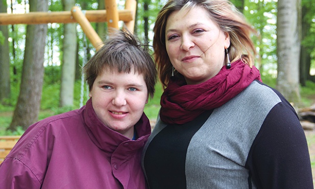  – Czasem, jak mają trudny dzień, wystarczy ich poklepać po ramieniu  albo zrobić im herbatę – mówi Emilia Ziber