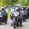  Ponad setka motocyklistów wzięła udział w zlocie i zabawie propagującej bezpieczeństwo na karlińskiej przystani wodnej
