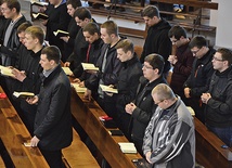  W miesiącu poświęconym Maryi wspólnota seminaryjna zawitała  do Winowa
