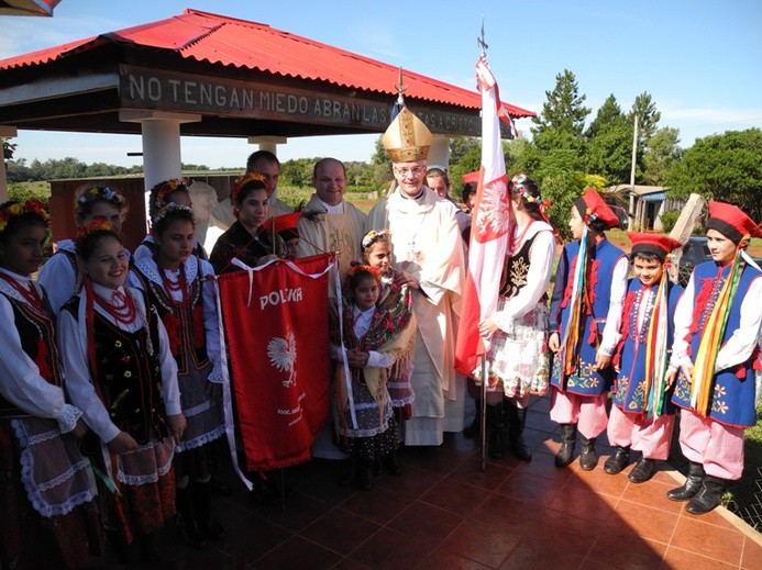 Biskup spotkał się mieszkańcami Argentyny polskiego pochodzenia