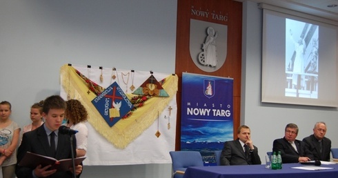 Niezwykła cząstka słowa