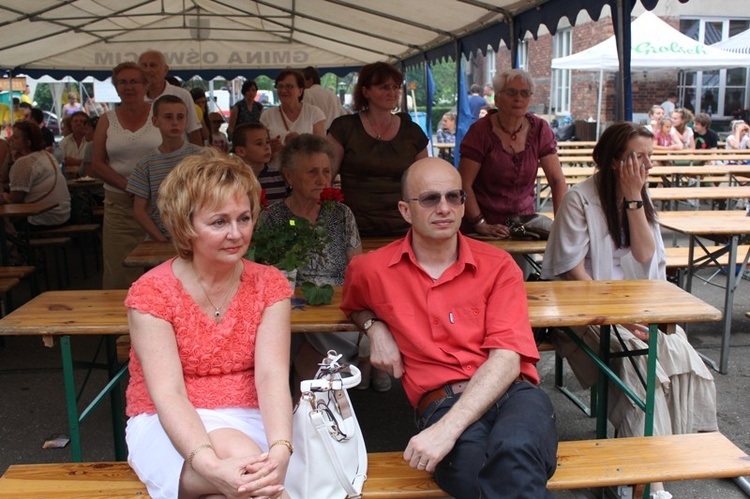 Uczestnicy marszu pro-life u salezjanów w Oświęcimiu