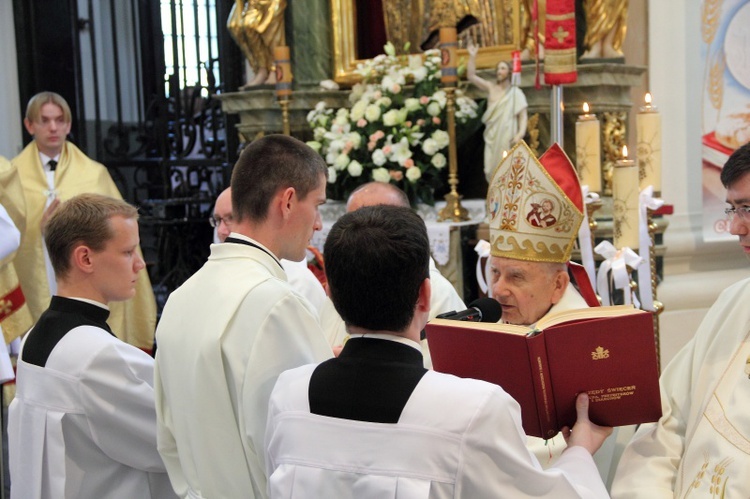 Święcenia diakonatu w Łowiczu