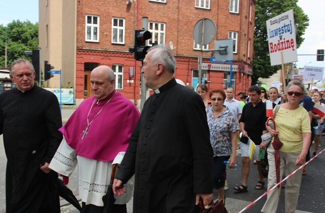 Przez Oświęcim szli dla życia i rodziny - cz. 2.