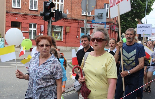 Przez Oświęcim szli dla życia i rodziny - cz. 2.