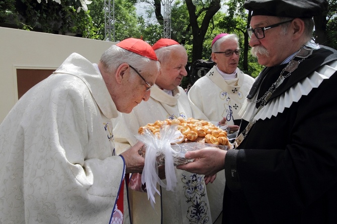 Mężczyźni w Piekarach - część 2.