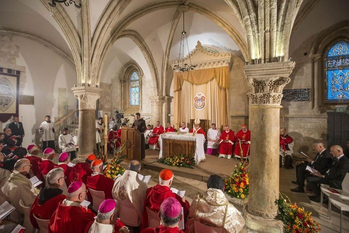 Franciszek w Wieczerniku jak Jan Paweł II