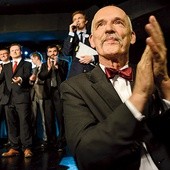  Janusz Korwin-Mikke podczas wieczoru wyborczego miał powody do zadowolenia. Wprawdzie w Warszawie jego Nową Prawicę poparło niecałe 6 proc. wyborców, ale pozwoliło mu to wprowadzić do europarlamentu 4 posłów 