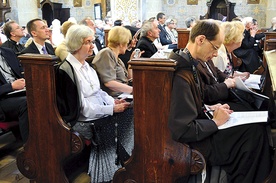  – Niech prace synodu ukażą nam potrzebę nawrócenia duszpasterskiego, które powinno objąć cały nasz Kościół płocki – usłyszeli członkowie synodu apel bp. Piotra Libery