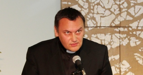 Ks. prof. dr hab. Wojciech Zyzak obejmie urząd rektora we wrześniu