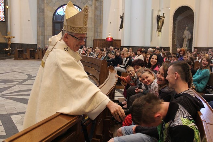 Dzień Dziecka 2014 w ogrodach kurialnych w Katowicach