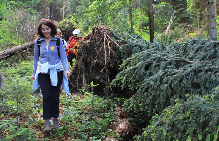 6. Franciszkański Rajd Kobiet - Śnieżnica 2014 cz. 1