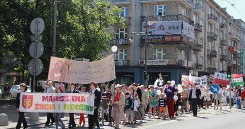 Marsz dla zycia i rodziny w Gdyni