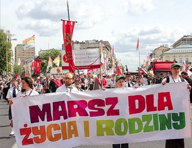 Warszawski marsz był jednym z ponad 120, które przeszły w całej Polsce