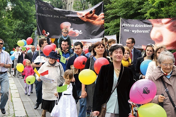 W Marszu dla Życia w Katowicach uczestniczyło ok. 1300 osób. Jego finał odbył się w parku Kościuszki