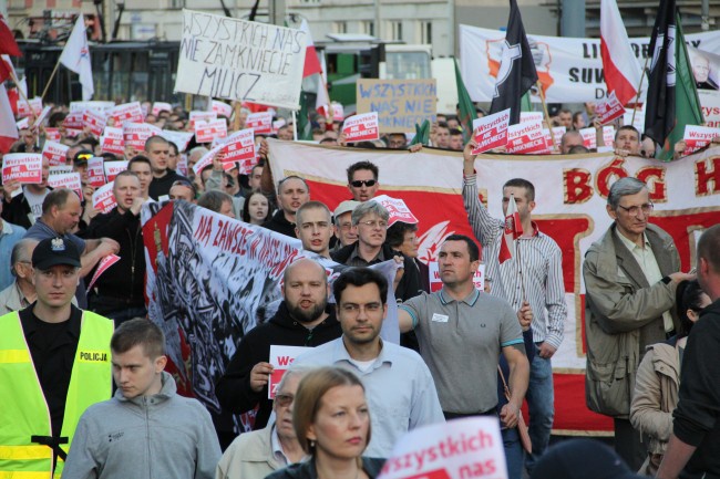 Manifestacja solidarności ze skazanymi za przerwanie wykładu prof. Zygmunta Baumana