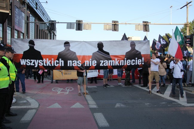 Manifestacja solidarności ze skazanymi za przerwanie wykładu prof. Zygmunta Baumana