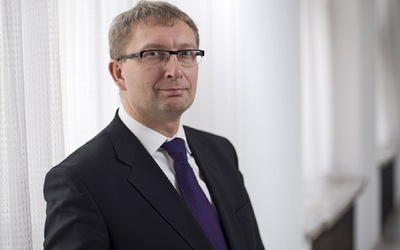 Poseł ws. "ojca" i "matki": MEN musi to wiedzieć