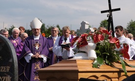 Ks. Gerard Kurpas spoczął wśród swoich