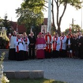 Poświęcenie dzwonnicy Ksiądz Jerzy w Rumi