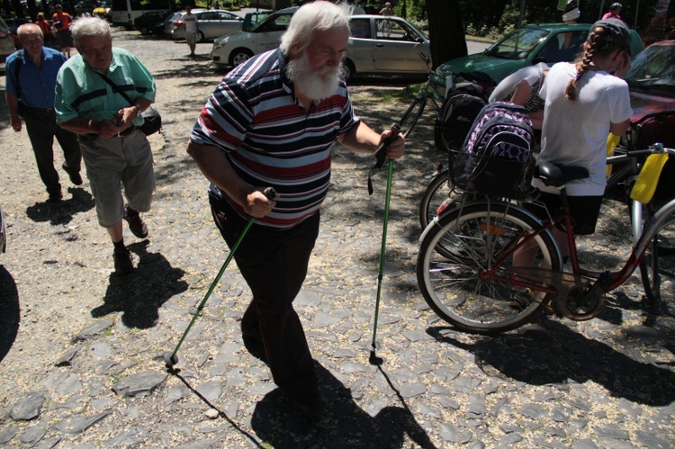 Piechurzy i rowerzyści