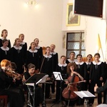 Koncert "Puellae Orantes" 