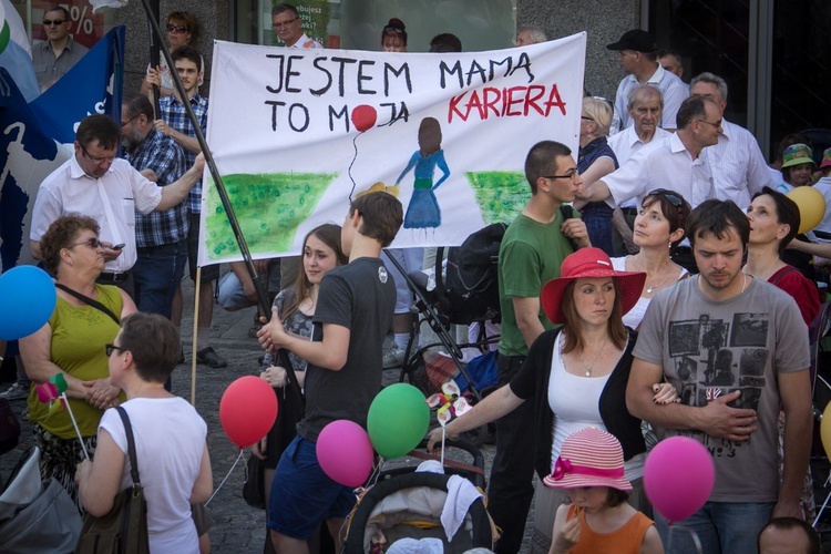 Marsz dla życia i rodziny w Olsztynie 2014