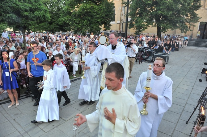 Wieczór Uwielbienia w Łodzi