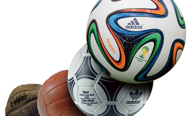 Od lat oficjalne piłki na mundial robi firma Adidas. Zarabia na tym krocie, ale sporo także wydaje na badania i doskonalenie technologii. Piłki testuje się przez wiele miesięcy. Tę, która będzie oficjalną piłką w Brazylii, tworzono ponad dwa lata. Jaka będzie piłka przyszłości? Być może naszpikowana elektroniką, która pozwoli śledzić jej ruchy np. przez telefon komórkowy