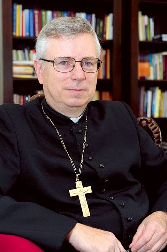 Bp Andrzej Siemieniewski