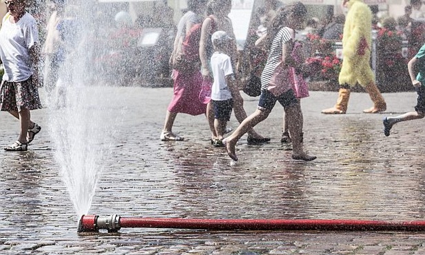 Przeżyć upał w Warszawie