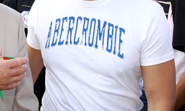 Cezary Pazura broni prof. Chazana